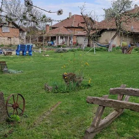 Bilkarskata Kashta * Gorsko Slivovo